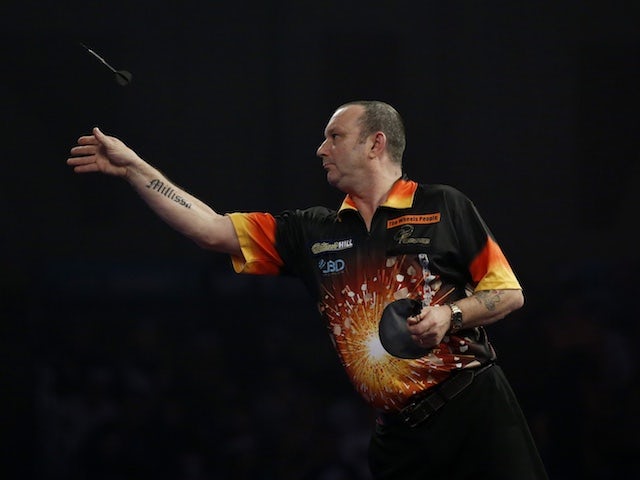 Darren Webster demolishes Group 15 to book place in next round of PDC Home Tour