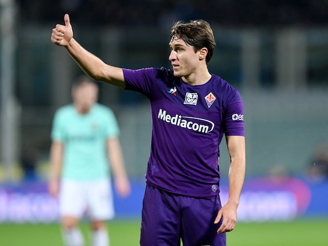 Fiorentina chief confirms PL interest in Man Utd-linked Chiesa