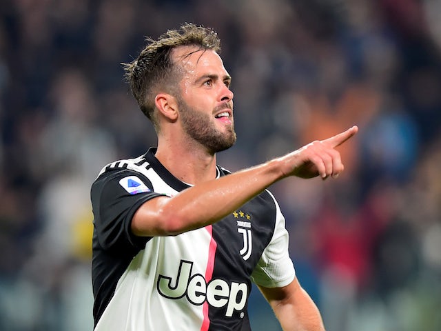 Barcelona 'determined to sign Miralem Pjanic'