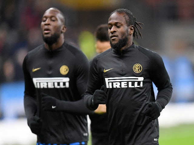 Victor Moses and Romelu Lukaku warming up for Inter Milan in February 2020