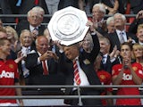 DavidMoyes lifts the Community Shield with Man Utd in 2013