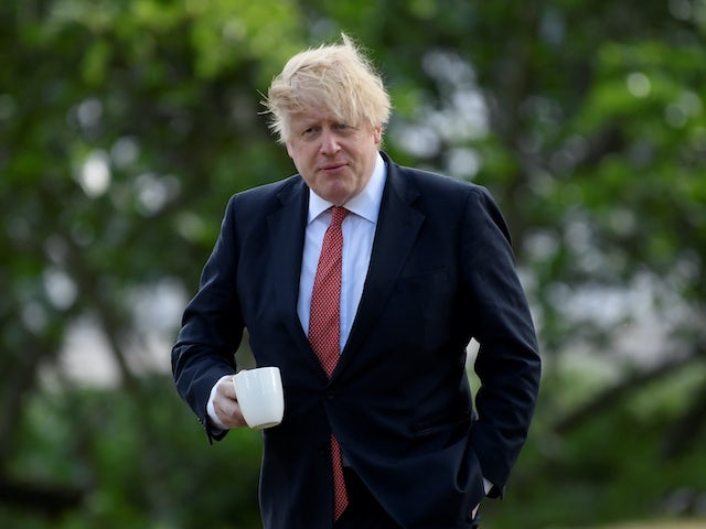 Boris Johnson insists 'Swing Low, Sweet Chariot' should be allowed at games