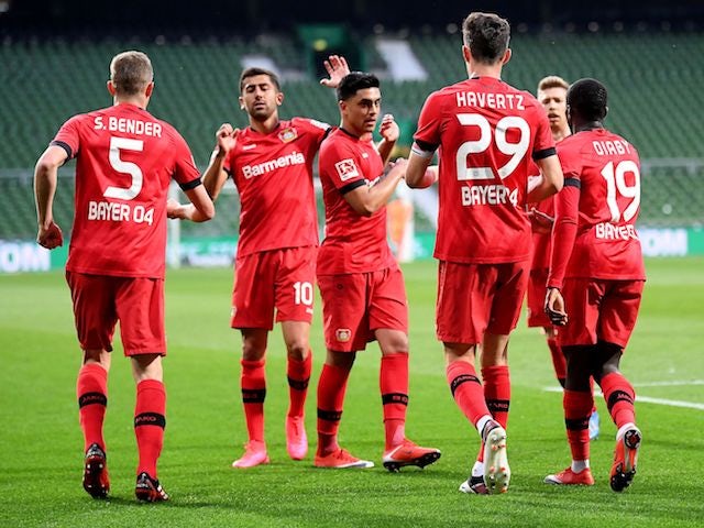 Bayer Leverkusen celebrate Kai Havertz's second goal against Werder Bremen on May 18, 2020