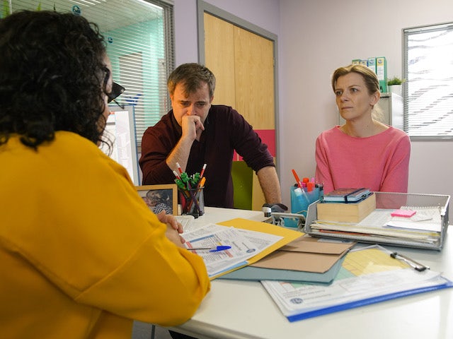 Steve and Leanne receive an update on Oliver on Coronation Street May 27, 2020