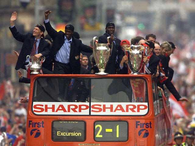 Manchester United celebrate their 1998-99 treble-winning campaign