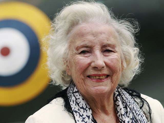 Tributes paid to Dame Vera Lynn