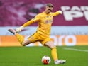 Dean Henderson in action for Sheffield United on June 17, 2020