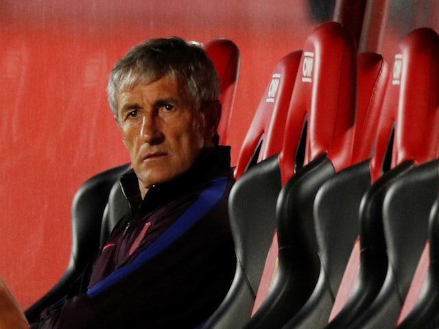 Barcelona chief rules out sacking Setien