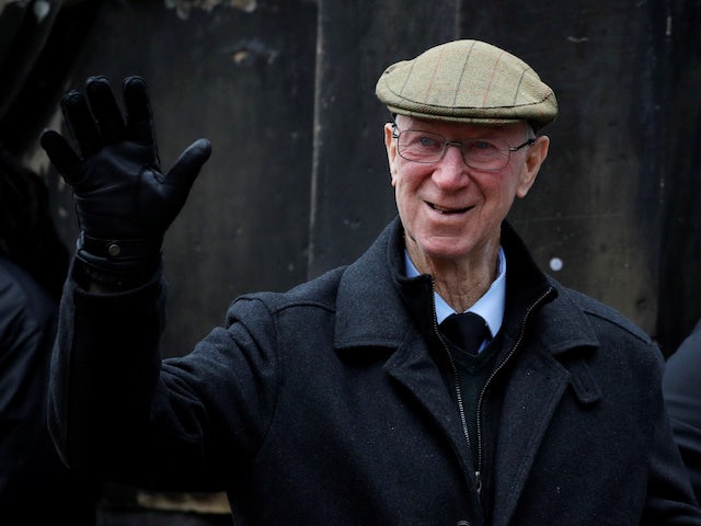Sunday's sporting social: Leeds pay tribute to former great Jack Charlton