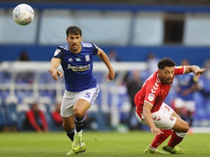 Lukas Jutkiewicz nets late to deny Charlton victory at St Andrew's