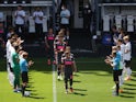 Derby County give Leeds United a guard of honour on July 19, 2020