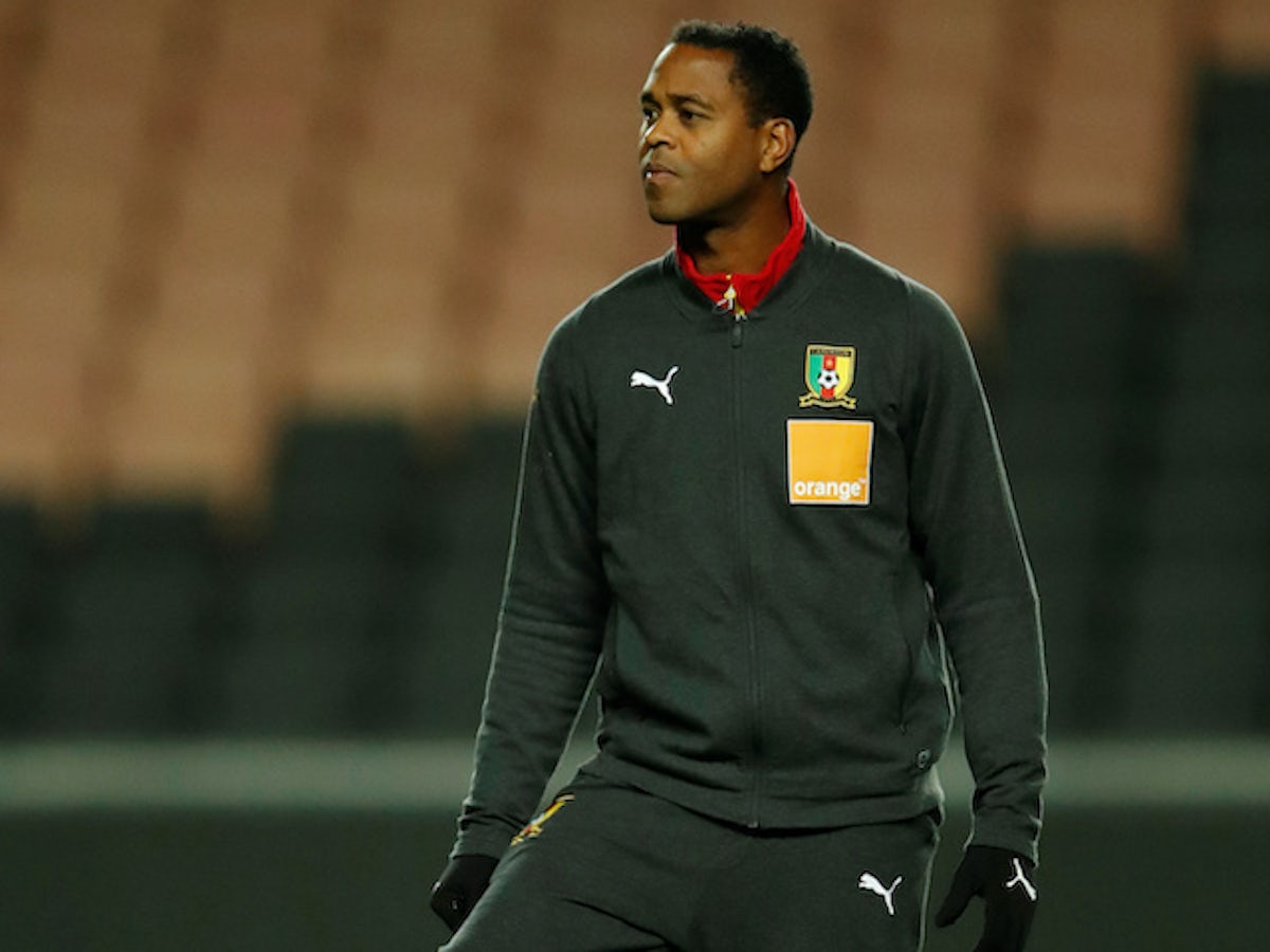 Barcelona Players Want Patrick Kluivert To Replace Quique Setien Sports Mole