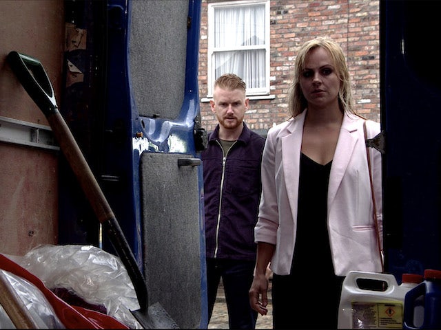 Sarah makes a discovery on Coronation Street on July 29, 2020