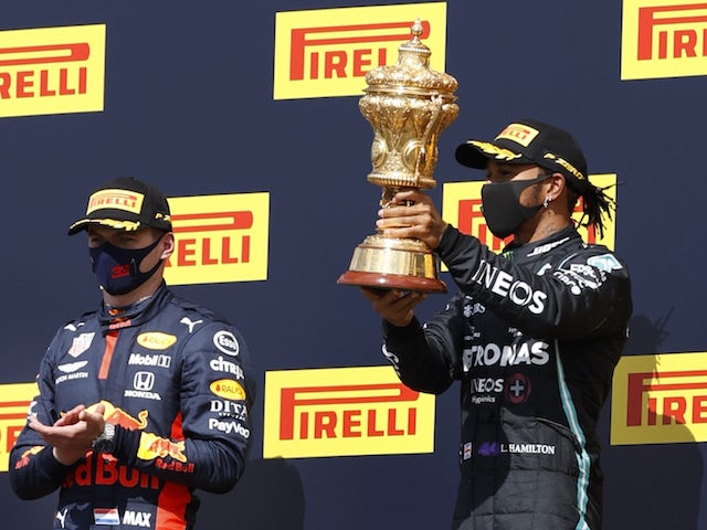 Lewis Hamilton holds on to secure seventh British Grand Prix win