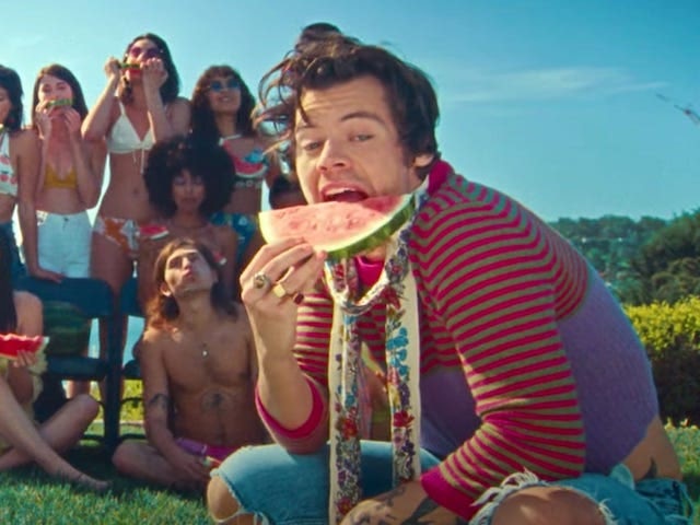 Harry Styles hits top spot in US with Watermelon Sugar