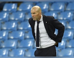 Zinedine Zidane 'has four games to save job'