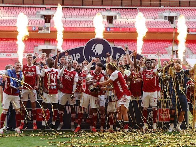 Arsenal celebrate winning the 2019-20 FA Cup final