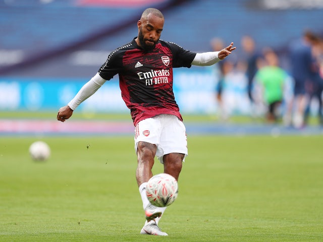 Arsenal 'looking to sell Alexandre Lacazette for £40m'