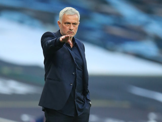 Thursday's sporting social: Jose Mourinho fulfils pledge and Dean Jones tributes
