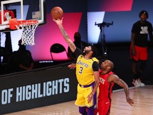 Los Angeles Lakers move to within one game of conference finals
