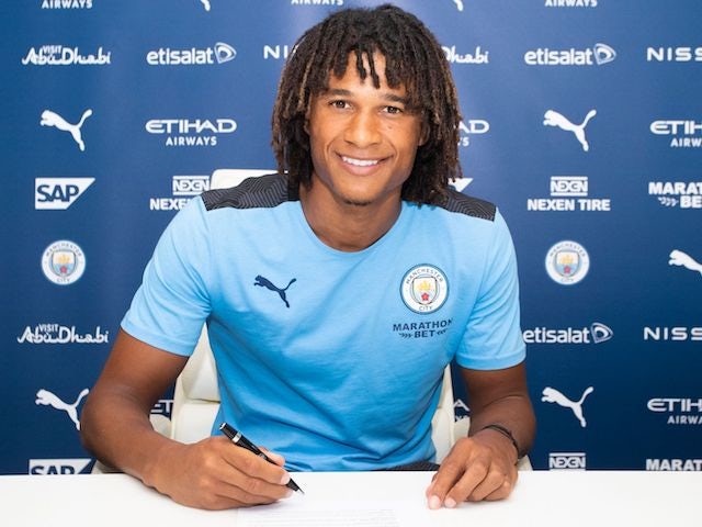 Nathan Ake signs for Manchester City in August 2020