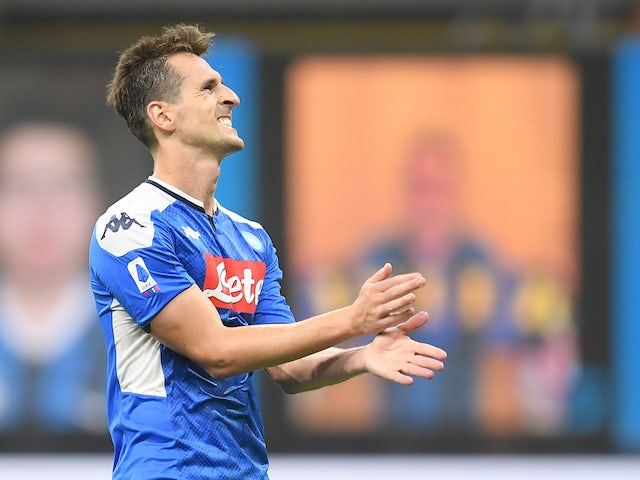 Tottenham 'to meet with Milik's agent on Wednesday to discuss deal'