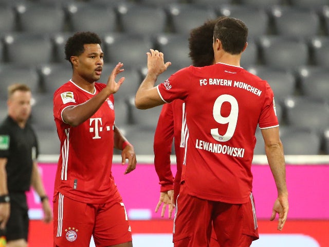 Result: Bayern Munich put eight past Schalke as Bundesliga returns