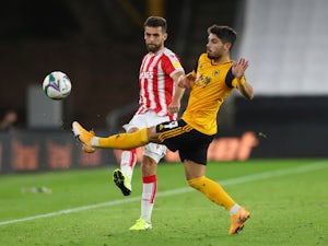 Stoke score late winner to send Wolves out of EFL Cup