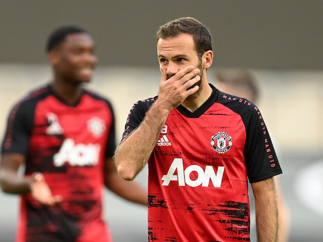 Juan Mata 'must take pay cut for Man United stay'