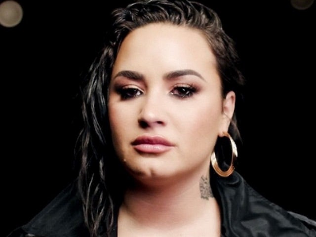 Demi Lovato comes out as non-binary - Media Mole