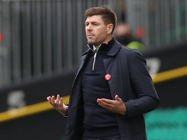 Rangers boss Steven Gerrard hails Kemar Roofe's 