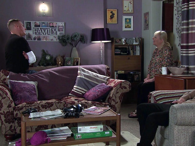 Sean and Eileen on the second episode of Coronation Street on November 6, 2020