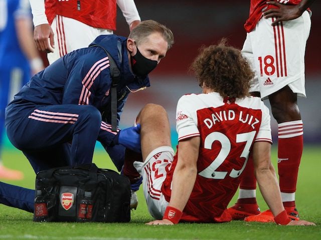 David Luiz receives treatment for an injury on October 25, 2020