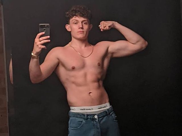 Hollyoaks star Ellis Hollins opens up on body transformation