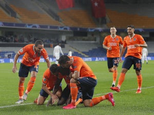 Disappointing Manchester United fall to surprise defeat away to Istanbul Basaksehir
