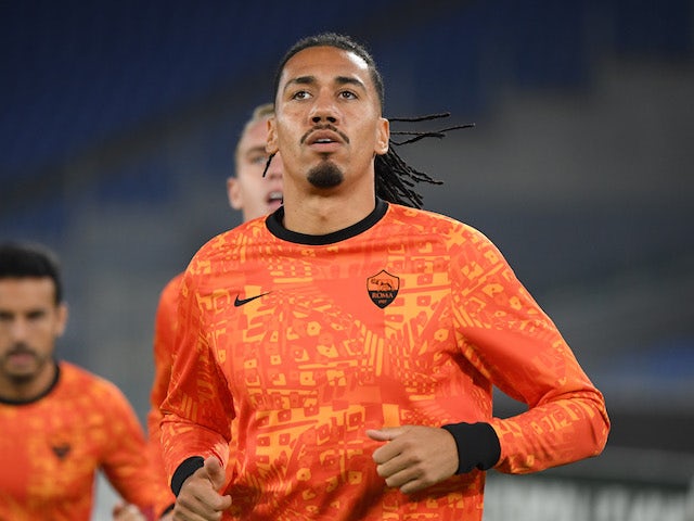 Roma defender Chris Smalling pictured warming up on November 5, 2020