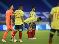 Colombia players look dejected after losing to Uruguay on November 13, 2020