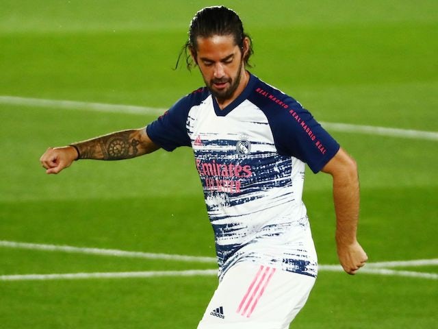 Arsenal 'weighing up January move for Isco'