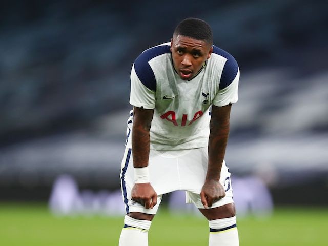 Jose Mourinho insists Spurs have faith in Steven Bergwijn after online abuse