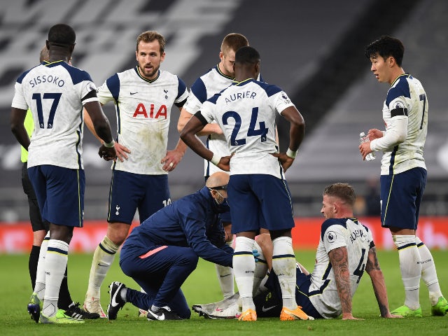 Tottenham Hotspur's Toby Alderweireld goes down injured against Manchester City in the Premier League on November 21, 2020