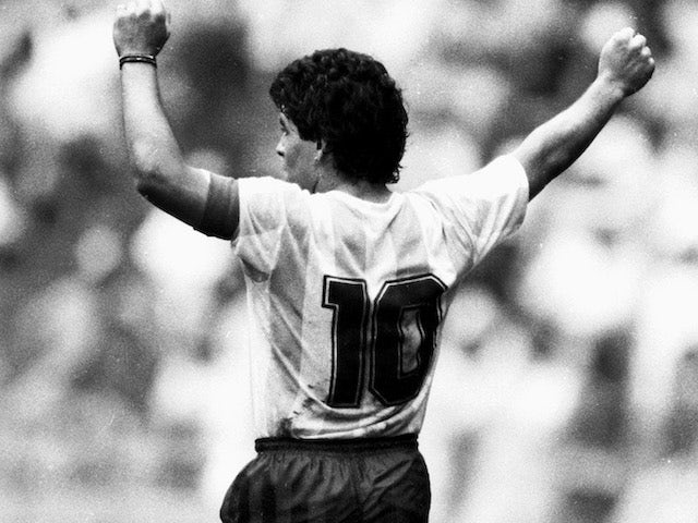 Thursday's sporting social: Diego Maradona tributes continue to flood in