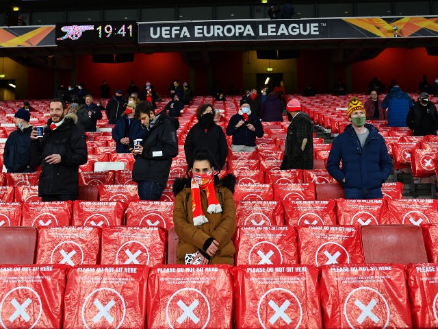 Arsenal welcome 2,000 fans back to the Emirates for Rapid Vienna clash