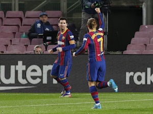 Lionel Messi hits winner as Barcelona overcome Levante