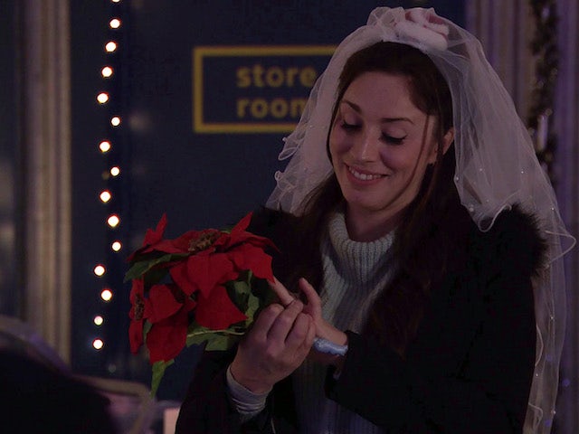 Shona on the first episode of Coronation Street on Christmas Day, 2020