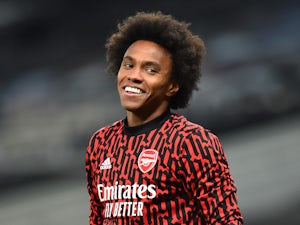 Arsenal in talks over Willian exit?