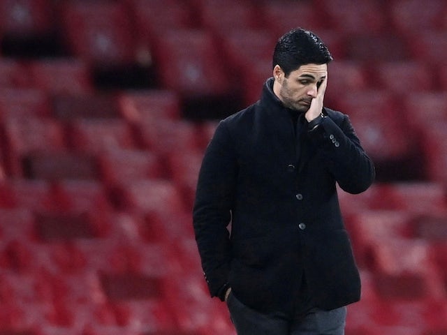 Arsenal manager Mikel Arteta looks dejected during his side's Premier League defeat to Burnley on December 13, 2020