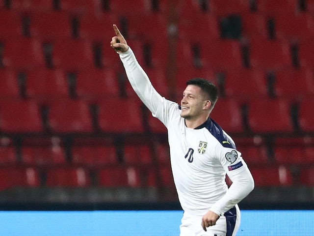 Лука Јовић слави гол за Србију у новембру 2020
