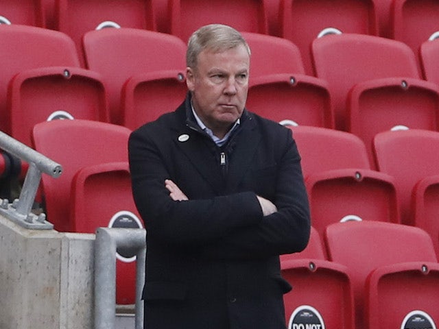 Kenny Jackett leaves managerial role at Portsmouth