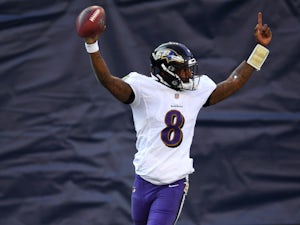 NFL Roundup: Lamar Jackson stars in Ravens win, Steelers suffer defeat