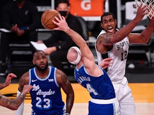 NBA roundup: Spurs upset Lakers, Lillard stars in Blazers win